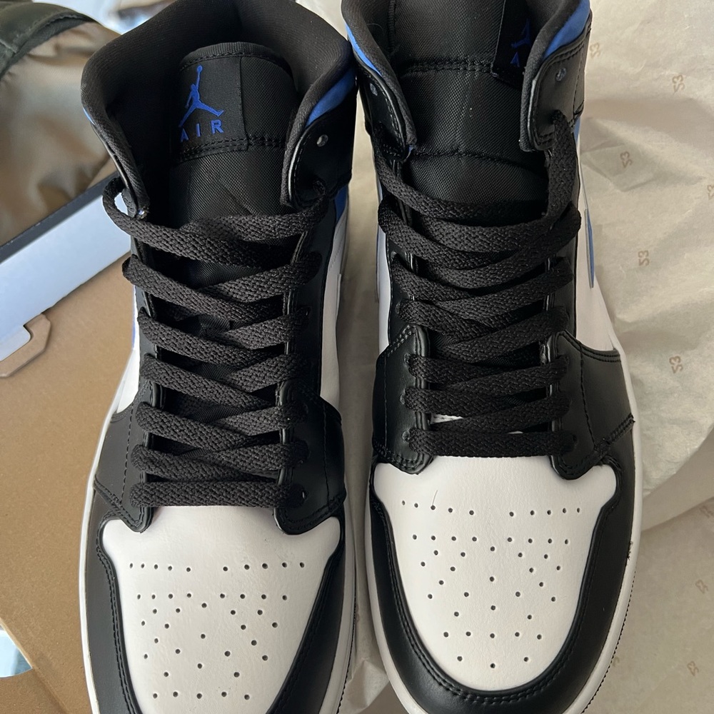 Air Jordan 1 mid white racer/ blue black Nike never worn - Picture 5 of 5